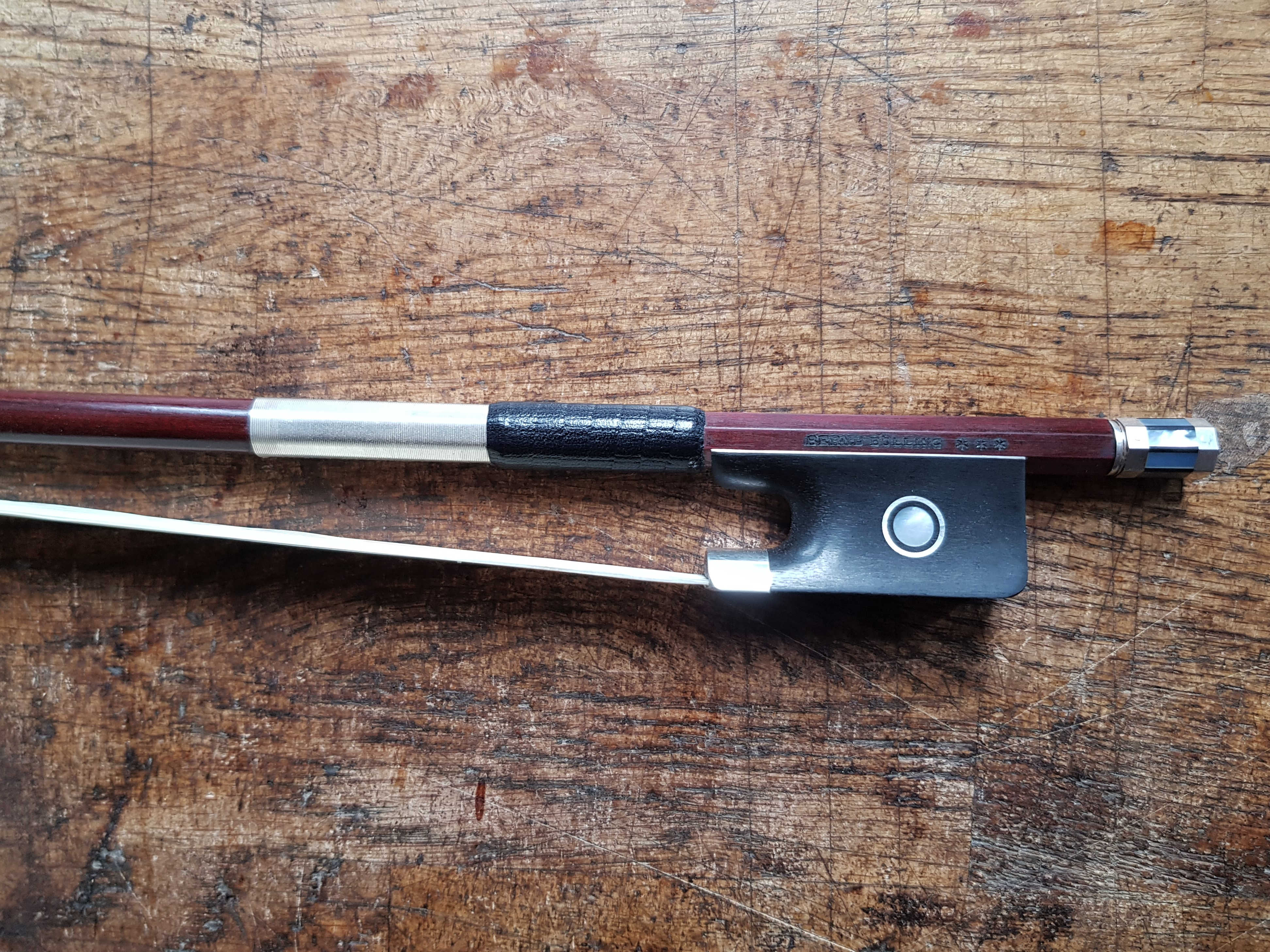 Bratschenbogen Bernd Doelling***